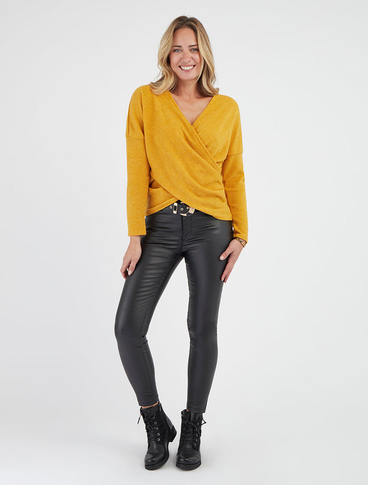 Adéla – Dámský žlutý top s překříženým výstřihem