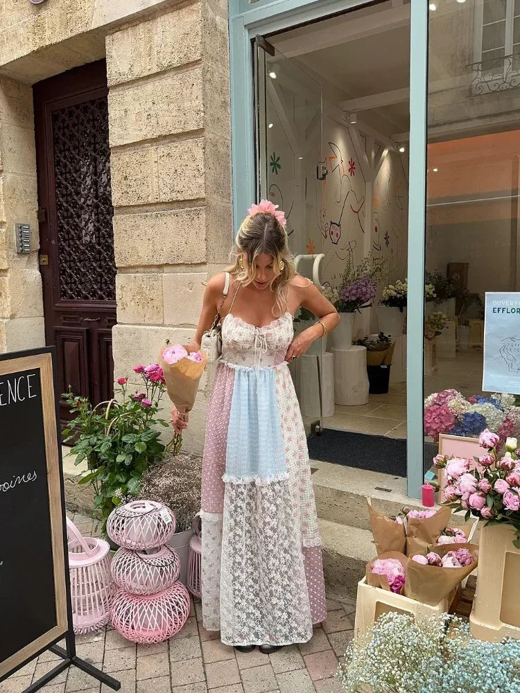 Elena – Romantické patchworkové maxišaty s krajkou a nastavitelnými ramínky